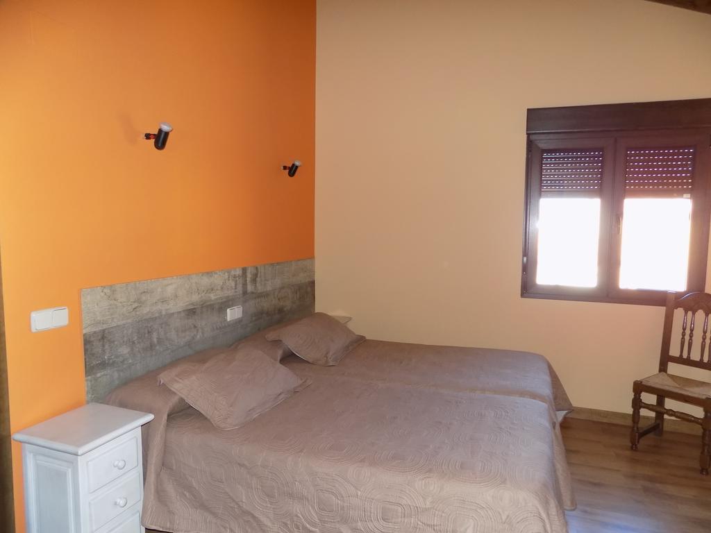 Casas Rurales Las Eras III Ayllon Exterior photo